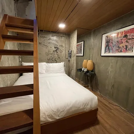 Central Old Town Cottage Bangkok Exterior photo